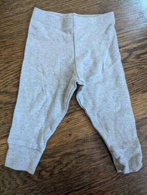 Pact baby Wanderlust pants 6-9 months grey